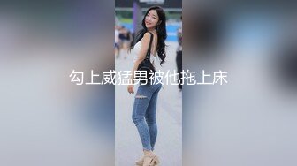 医院肛肠科内部流出8位割了痔疮的少妇来换药的过程 (1)