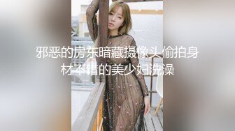 大学校园女厕全景偷拍多位漂亮学妹嘘嘘⭐各种美鲍轮流呈现17 (1)