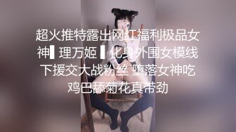 孕期性欲旺盛白虎嫩逼 大肚皮白又白，粉嫩逼逼流淫水，无套插入慢慢艹，内射白浆流漫床！