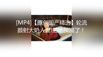 购物中心一路跟踪尾随偷拍两，位颜值美女好性感的小内内