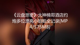 最新6月无水福利完结！推特顶级反差美娇娘【性感妻子妮娜】劲爆私拍福利，户外公共场合露出紫薇啪啪