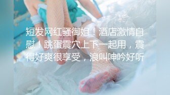 [MP4/ 2.79G] 三个极品黑丝制服小靓妹跟两个排骨小哥激情5P大秀直播表演，互动狼友撩骚不断