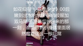 老婆口活很好，爆的好爽，吃鸡无数才有此功力！