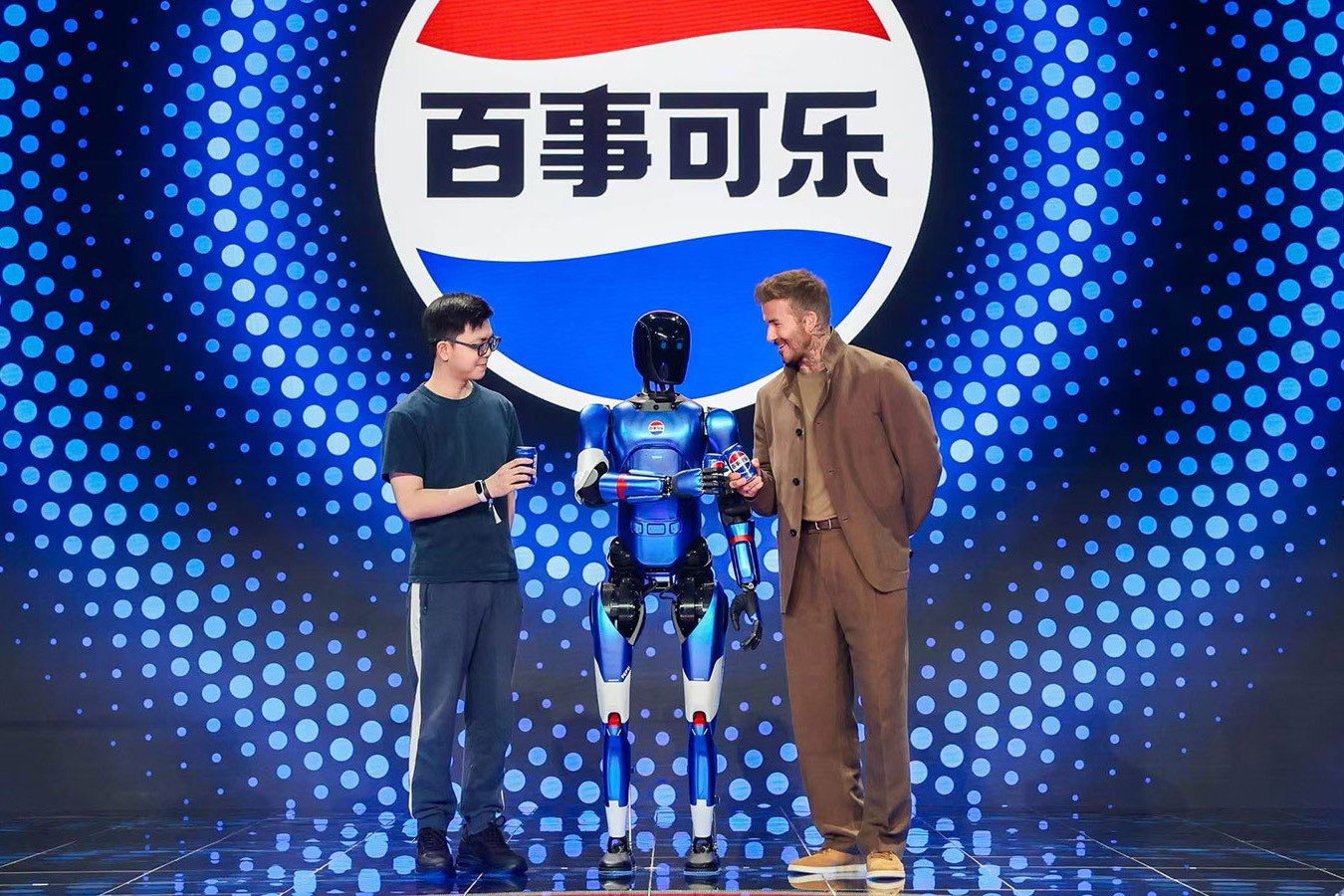 jdb电子游戏机器人携手百事中国共创“百事蓝宝” 共燃渴望新章